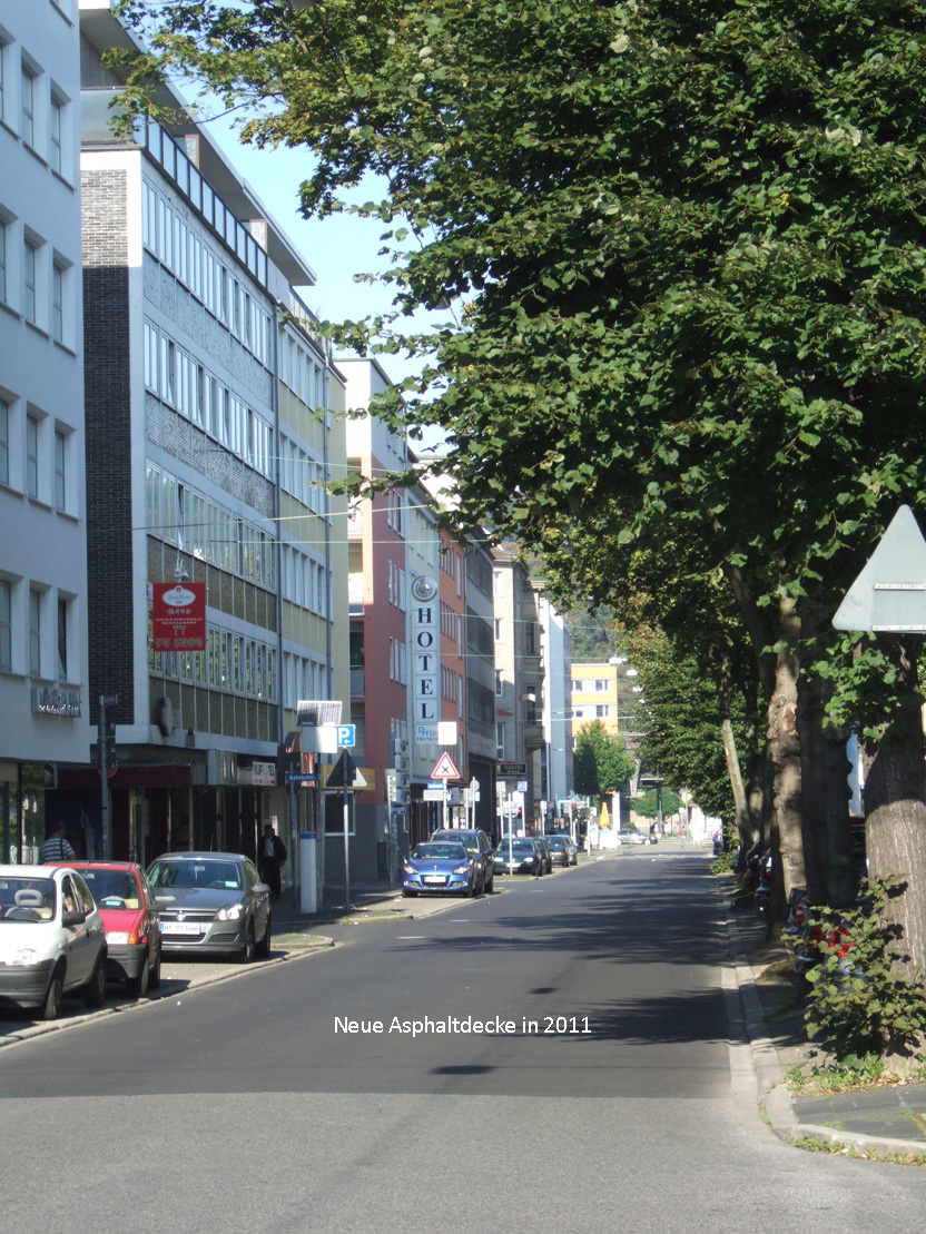 01_Bahnhofstr_Hagen_neue_Asphaltdecke_2011.jpg